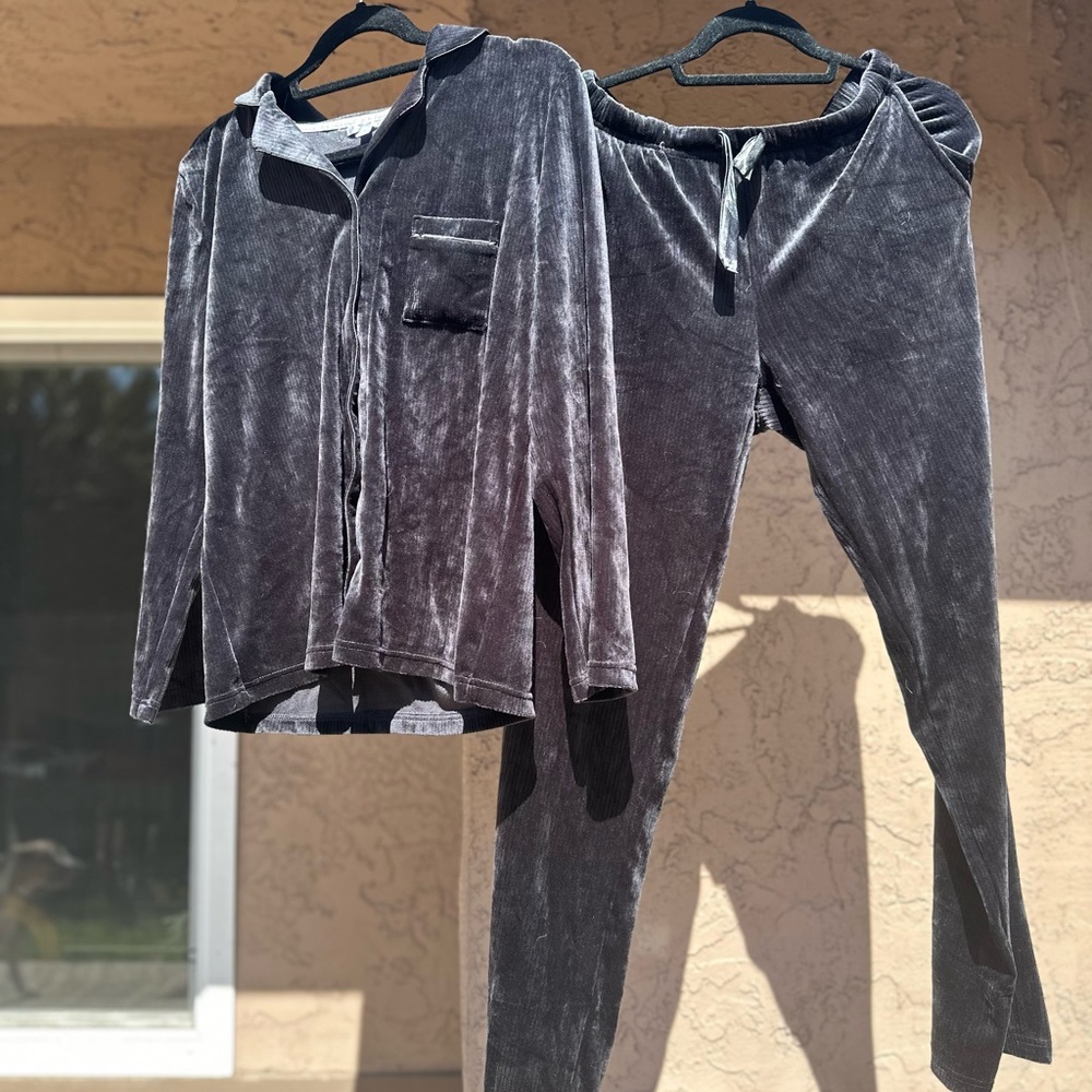 Rachel Zoe Velour Lounge Set in Black